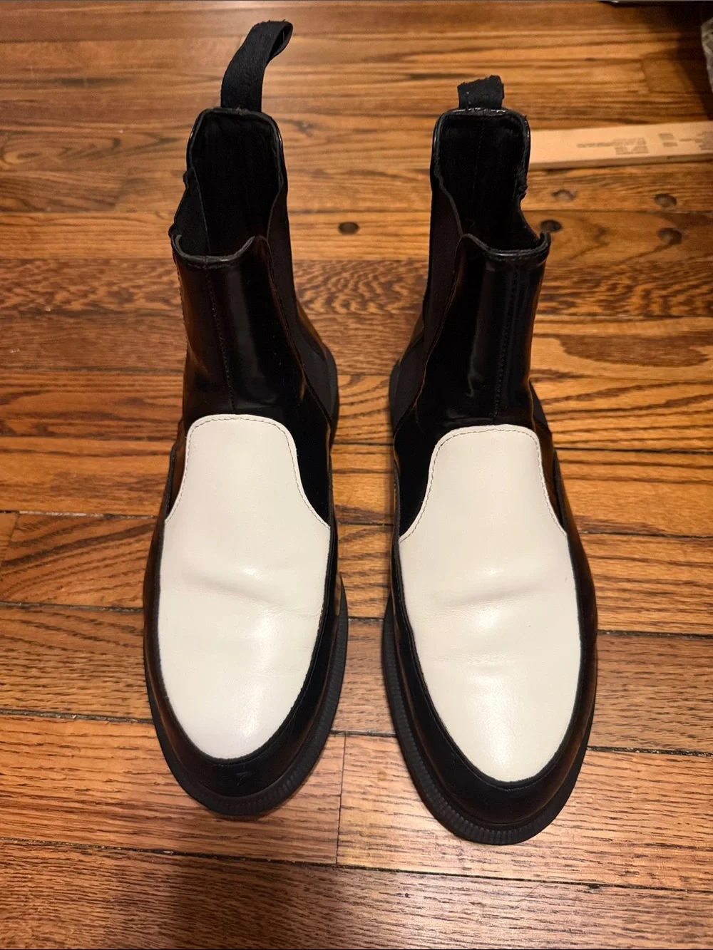 Dr. Martens Aimelya Chelsea Boots Women’s US 10 EU 42 Black White